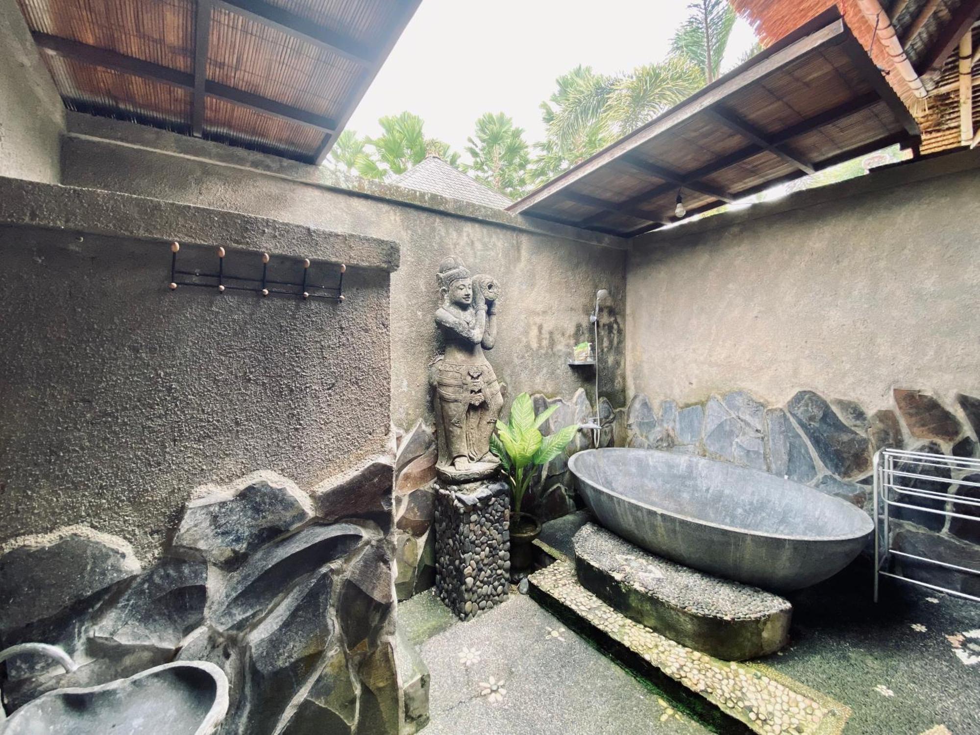 Dong Loka Guesthouse Bali Carangsari Exteriér fotografie